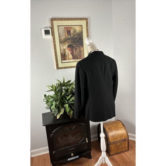 Talbots Women's 10P Jacket Black Long Sleeve 3 buttons Faux Pockets Collared - Picture 5 of 10